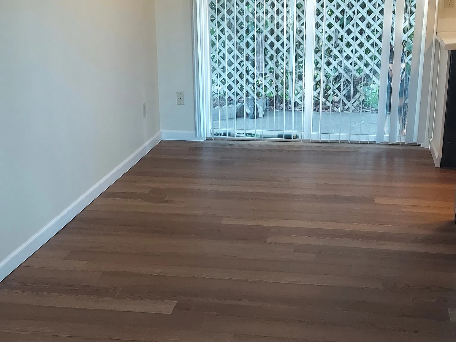 2 bed, 900 sqft, $1,800 — Photo 4