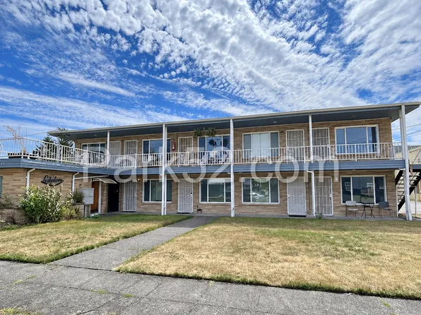 3402 S 54th St, Tacoma, WA