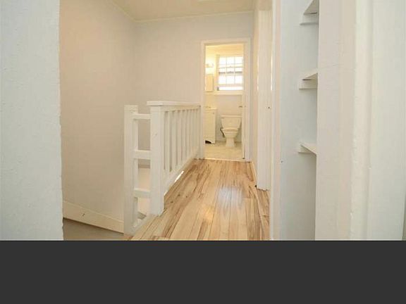 5th image of 2279 Sacramento St