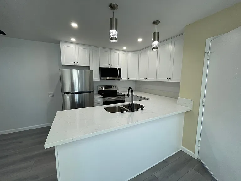 3550 Ruffin Rd #234 — Photo 2