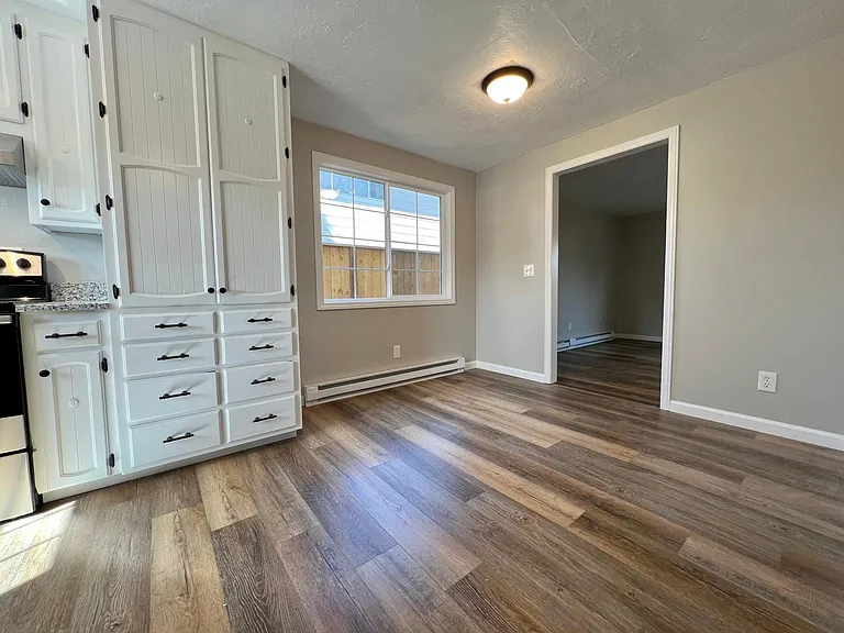 2575 NW Fairlawn St — Photo 14