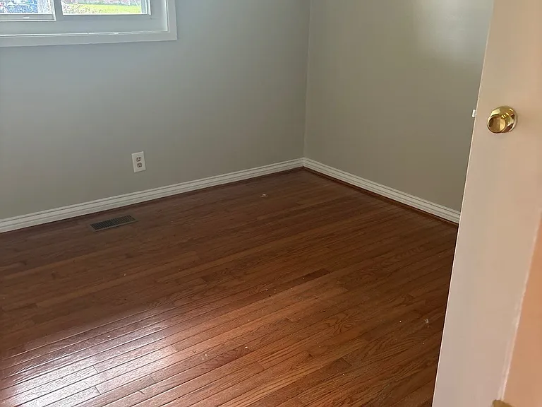 4209 Narcissus Dr — Photo 6