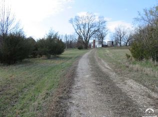 946 N 1950th Rd, Lawrence, KS 66049