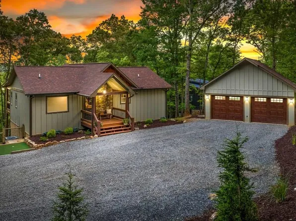 241 Wolf Creek Rd, Mineral Bluff, GA 30559