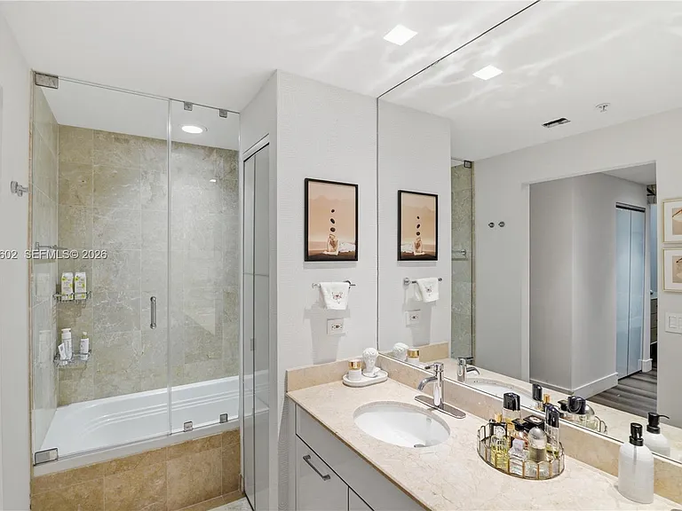 801 Brickell Key Blvd #409 — Photo 27