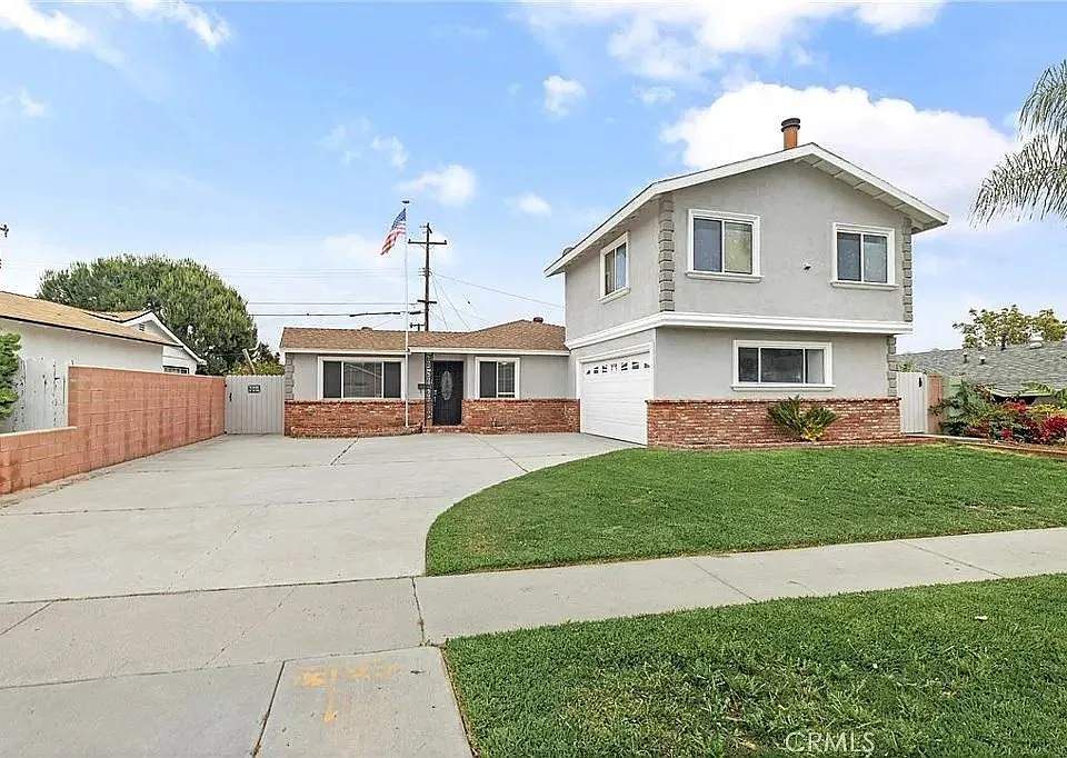 14618 Rayfield Dr
