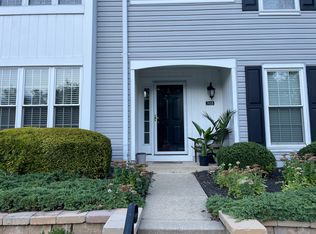 7811 Harrowgate Cir #B, Springfield, VA 22152