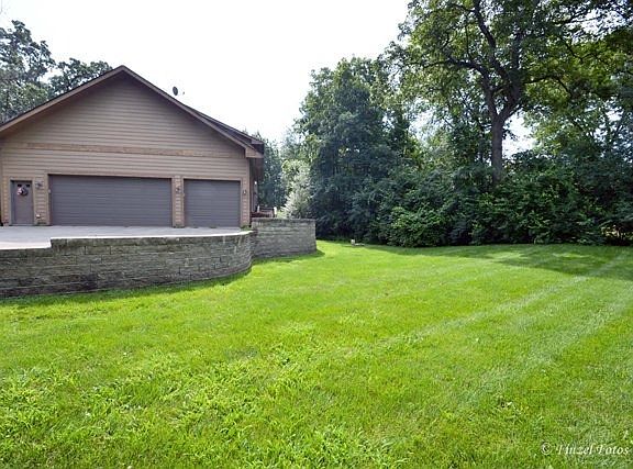 2nd image of 16119 Burr Oak Dr