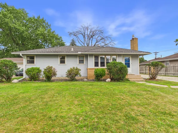 6306 Lee Ave N, Brooklyn Center, MN 55429