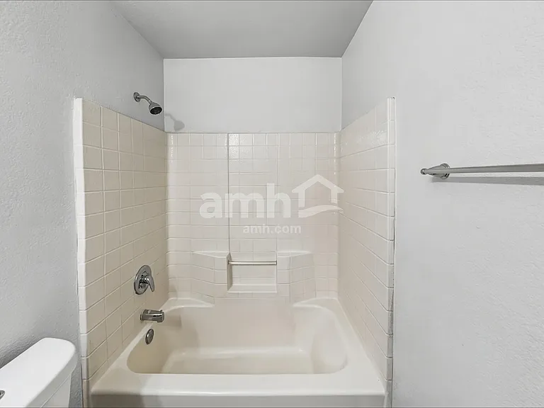1505 S 81st Dr — Photo 14