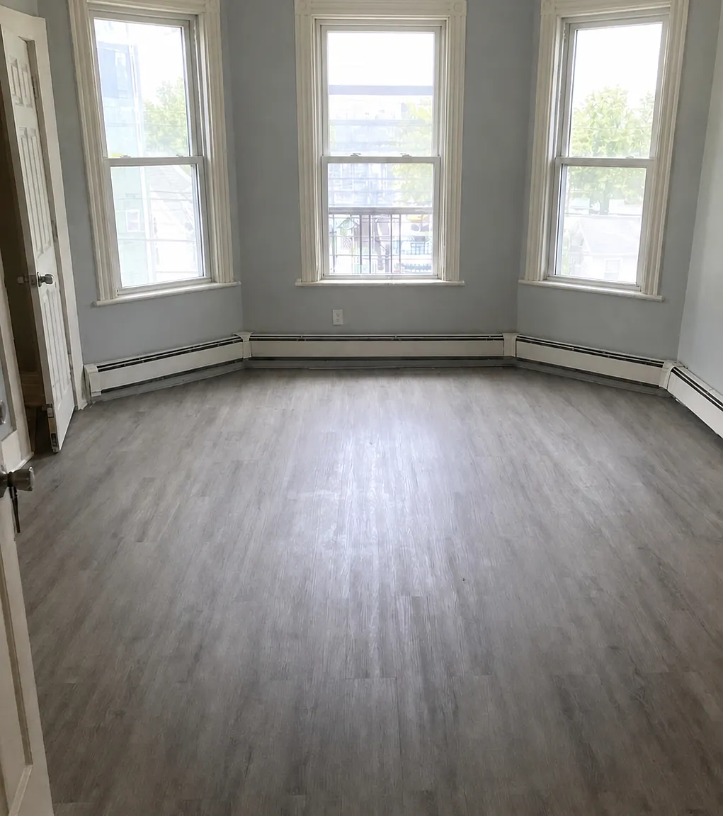 311 Summer Avenue, Unit B — Photo 2