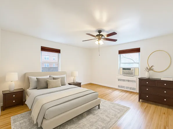 915 East 17th Street image 8 of 12