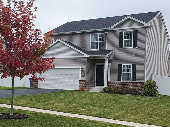 5th image of 12235 Parke Ct N