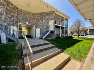 506 Park De Ville Pl, Columbia, MO 65203