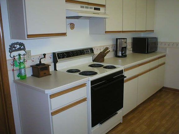 wood floors in kitchen