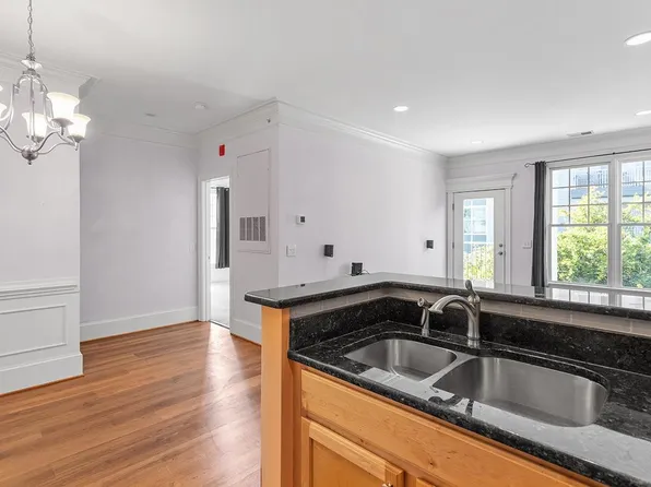 900 Canenaugh Dr APT 308, Raleigh, NC 27604