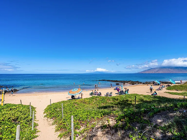 S Kihei Rd — Photo 45