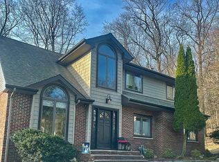 37 Vine St, North Haledon, NJ 07508