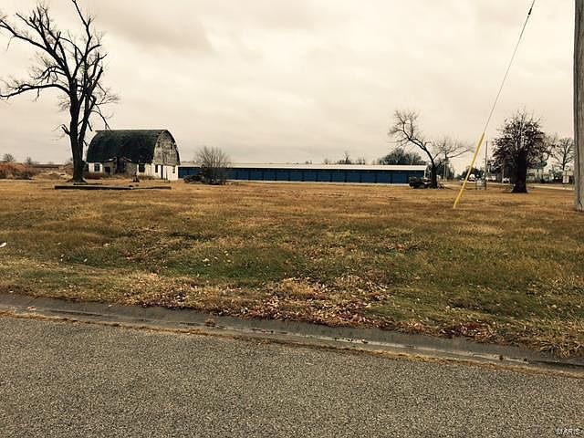 2nd image of 1201 N Main St