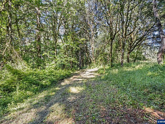 3rd image of Ta 45886 Ne Santiam Way