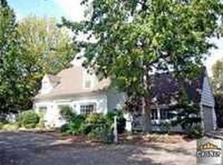 13405 Magnolia Blvd, Sherman Oaks, CA 91423