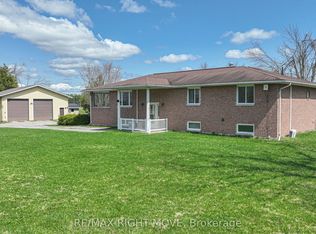 2723 Monck Rd, Ramara, ON L3V0P6