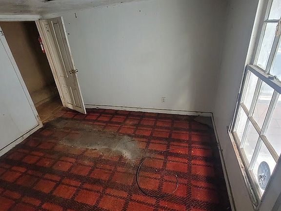 5th image of 1406 Washington Ave