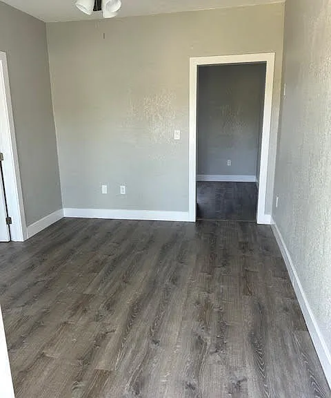 514 S K St — Photo 2