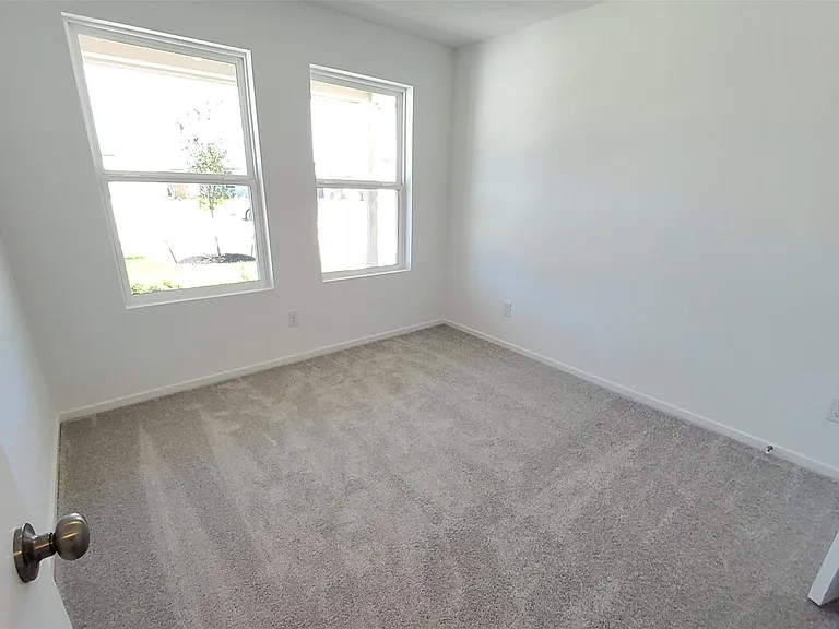26810 Scarlet Willow Dr — Photo 11
