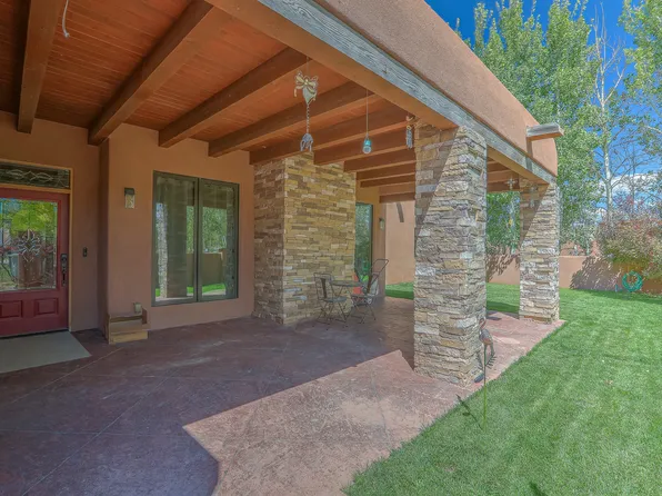 23 Senda Corvo Rd, Santa Fe, NM 87507