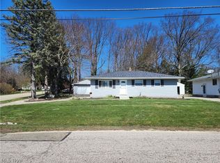 162 Lindsey Rd, Munroe Falls, OH 44262