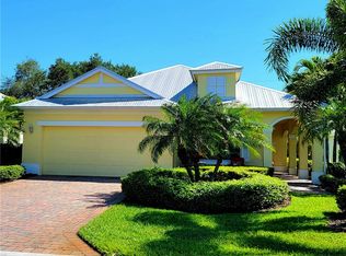 445 11th Sq SW, Vero Beach, FL 32962