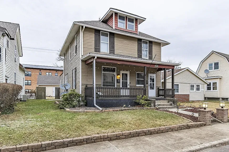 Building Photo - 711 Lawton Pl #2