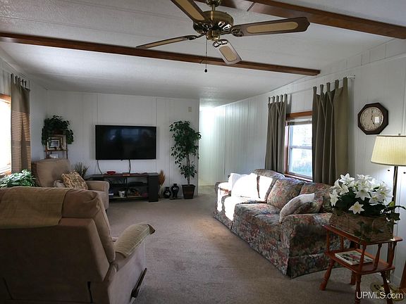 3rd image of 23578 Granite Ave