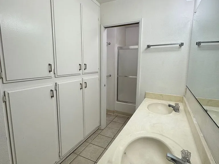 1154 Magnolia Ave — Photo 7