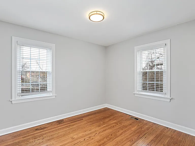2904 Greentop Ct — Photo 19