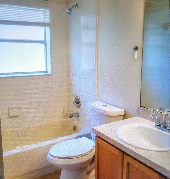 1720 Sage Creek Ct — Photo 7