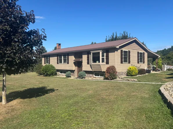 93 Country Vw, Du Bois, PA 15801
