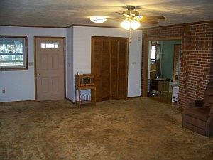 4th image of 542 Petty Ave