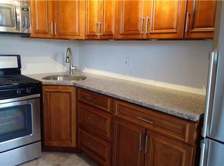 365 Madison St #3, Brooklyn, NY 11221