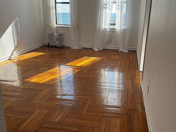 3rd image of 3111 Brighton 1st Pl APT 5C