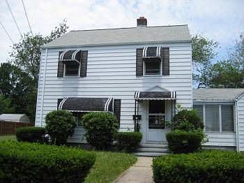 2nd image of 51 Pearl Ave