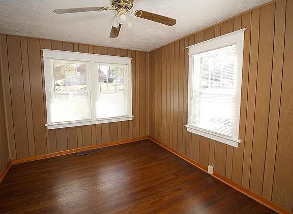 2nd image of 3603 Eminence Blvd