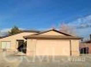 724 S Lakeland St, Ridgecrest, CA 93555