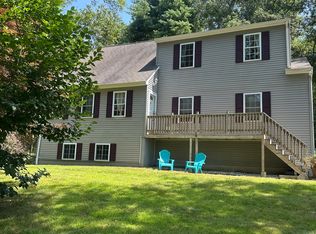 8 Juniper Lane, Plainfield, CT 06354