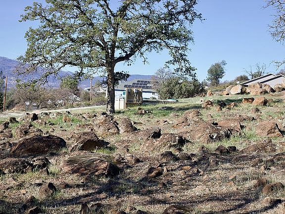 5th image of 20190 Indian Rock Rd
