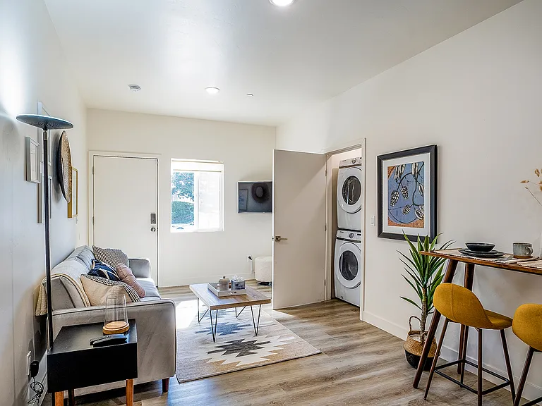 350 27th St. - Main Living Area / Laundry (Full Size W/D)
