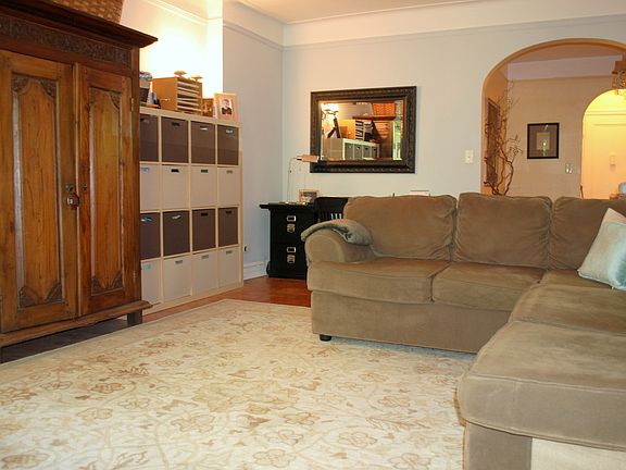 4th image of 117-01 Park Ln APT B3d