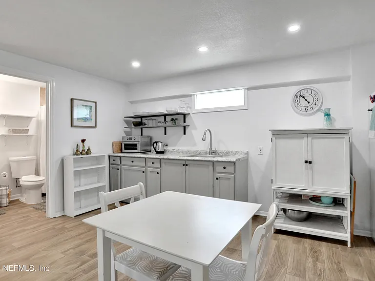 29 Nelmar Ave — Photo 50