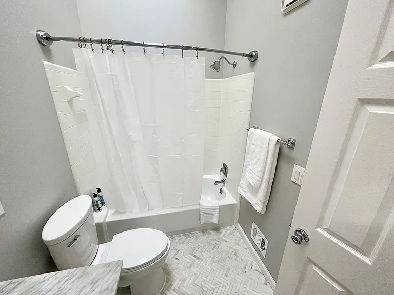 38888 Country Cir #17 — Photo 11